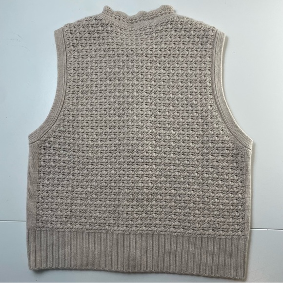 NEW Madewell Merino Wool Ruffled Sleeveless Cardigan Top Vest size L Beige - Picture 6 of 7